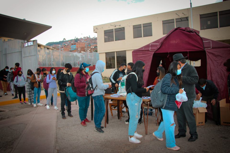 Cerca de 19,000 estudiantes de la Universidad Nacional de San Antonio Abad del Cusco iniciaron el semestre de forma presencial